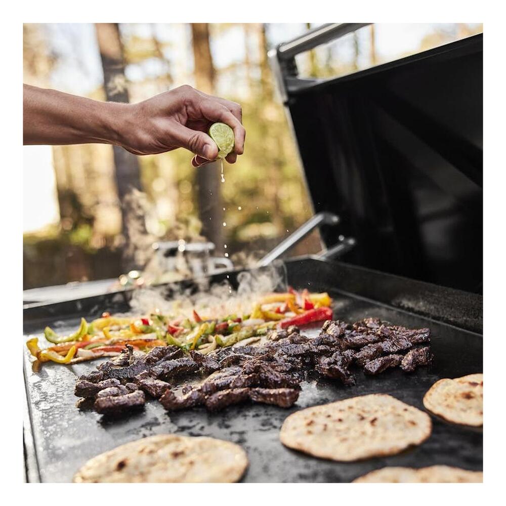 Weber Slate® 36" Rust-Resistant Griddle with Flip-Up Side Table (Liquid Propane) - Bla