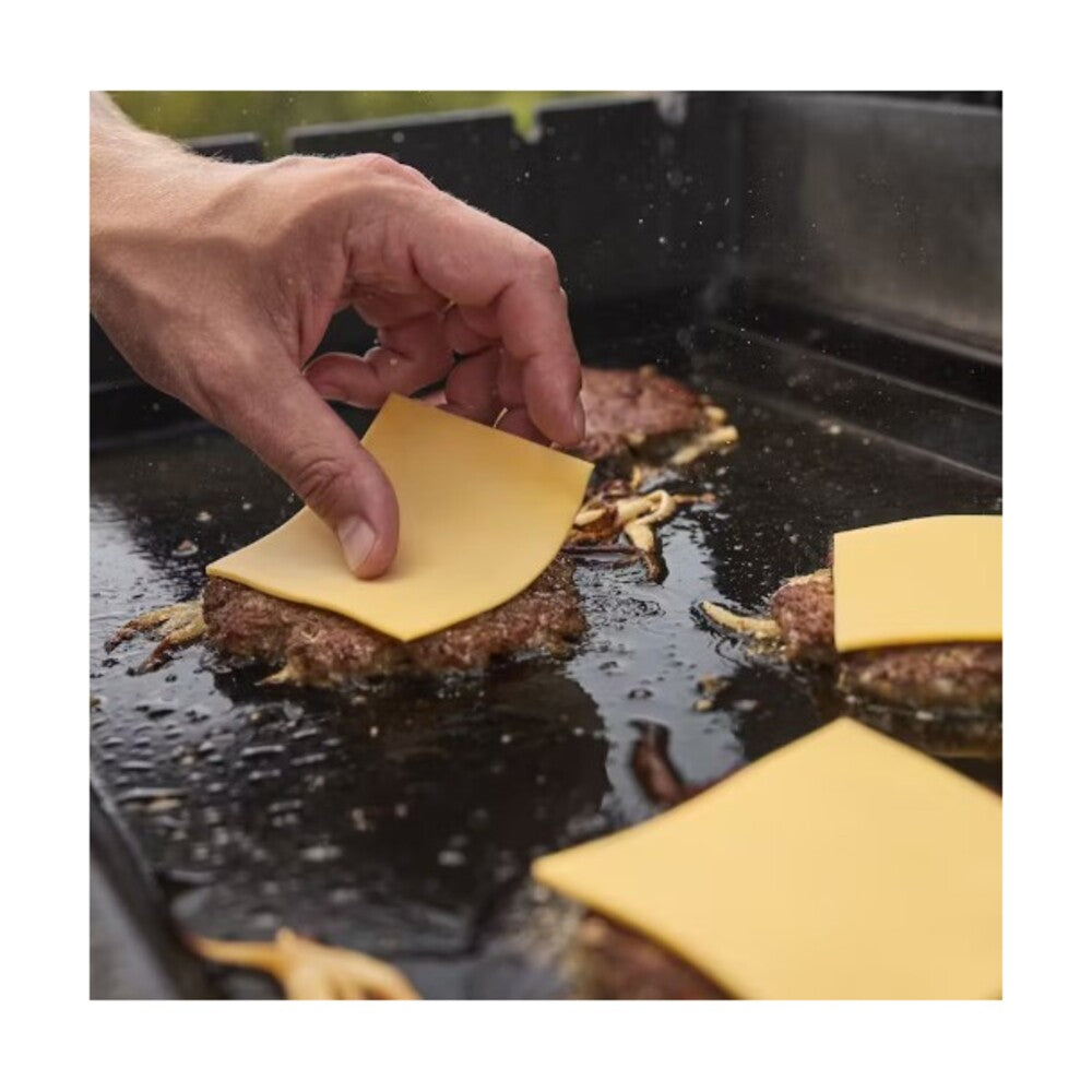 Weber Spirit® E-425 Gas Grill (Liquid Propane) - Black