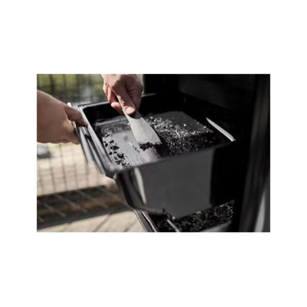 Weber Spirit® E-425 Gas Grill (Liquid Propane) - Black