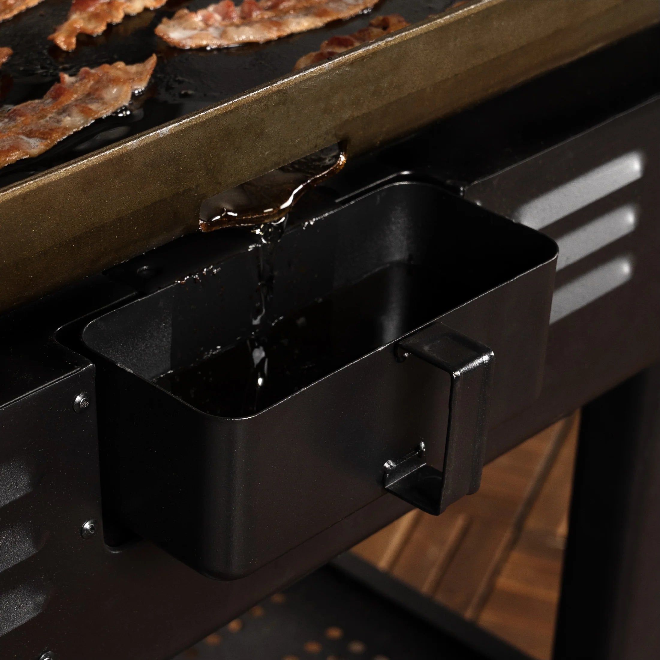 Black+Decker 36 Griddle with Hood