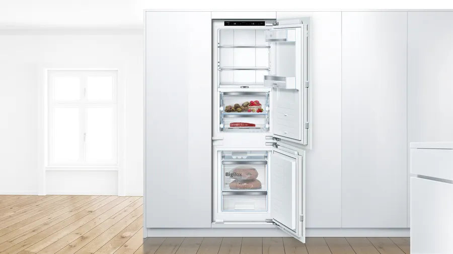 Bosch 800 Series, built-in fridge-freezer with freezer at bottom, soft close flat hing