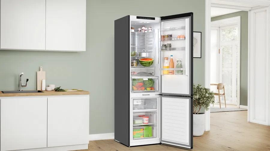 Bosch 800 Series, free-standing fridge-freezer with freezer at bottom, glass door, 24'