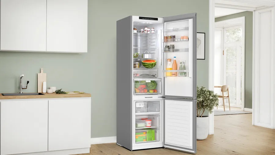 Bosch 800 Series, free-standing fridge-freezer with freezer at bottom, glass door, 24'