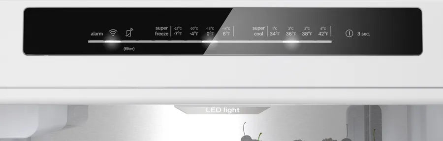 Bosch 800 Series, free-standing fridge-freezer with freezer at bottom, glass door, 24'