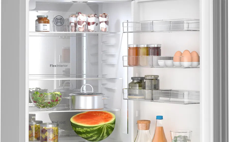 Bosch 800 Series, free-standing fridge-freezer with freezer at bottom, glass door, 24'