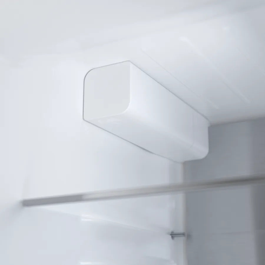 Bosch 800 Series, free-standing fridge-freezer with freezer at bottom, glass door, 24'