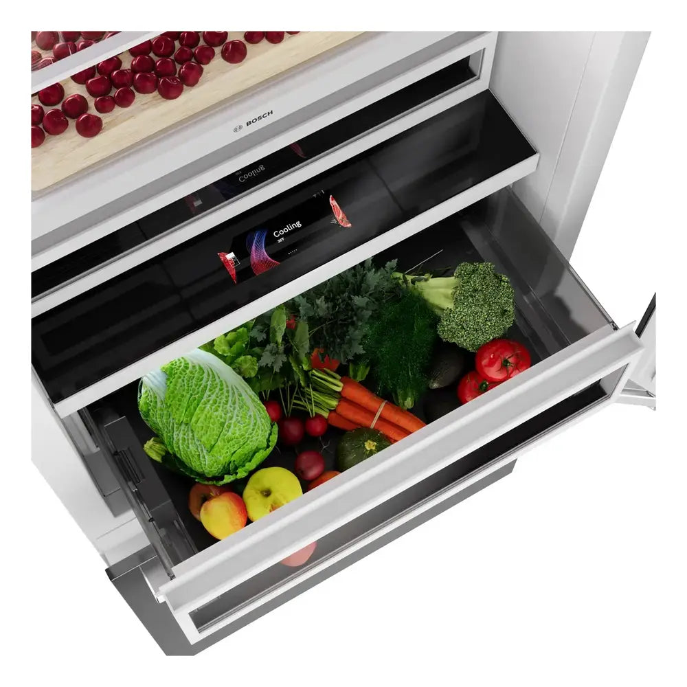 Bob Martin Benchmark®, Vario built-in fridge-freezer with freezer at bottom, 30'', soft clo