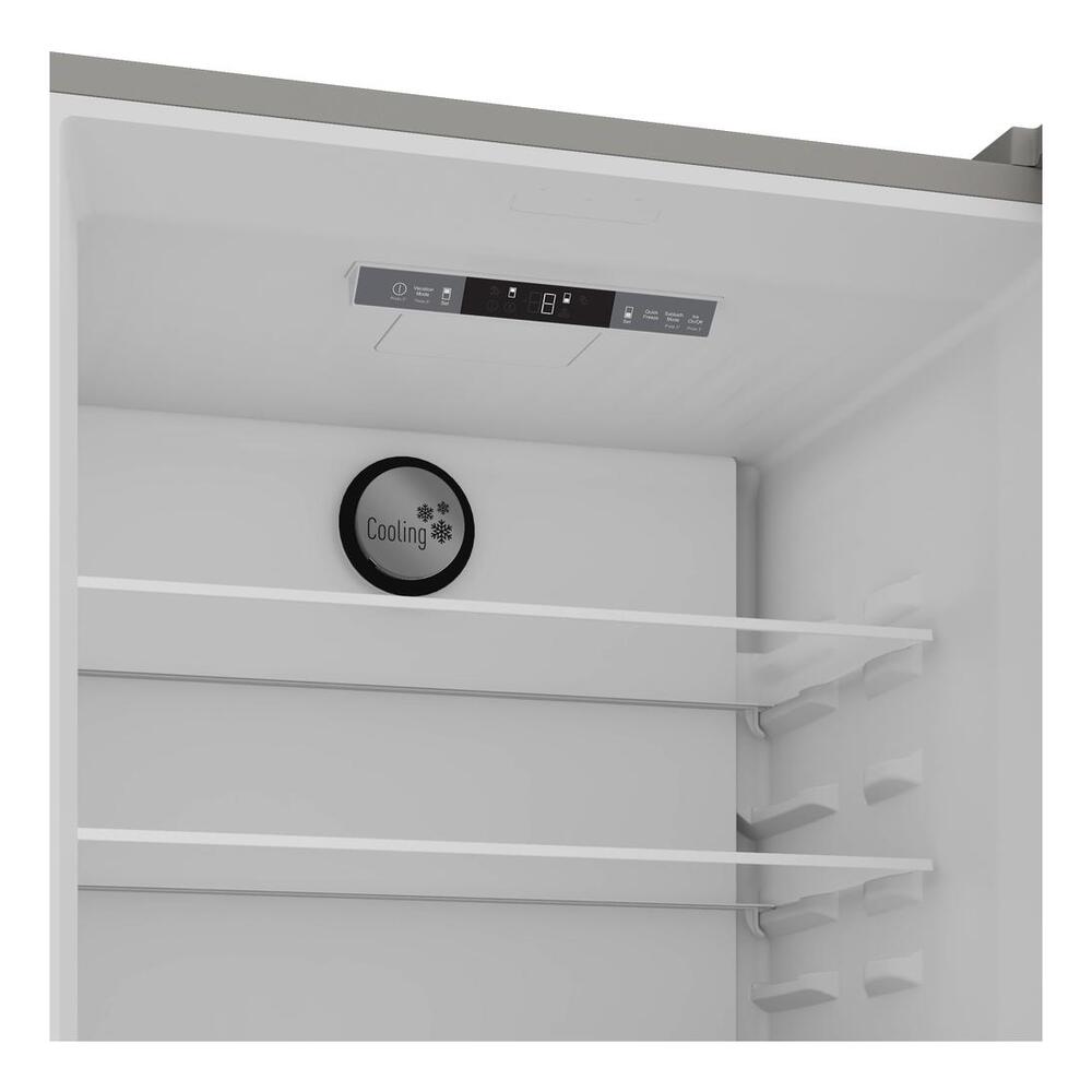 Blomberg 30" 16.1 cu.ft Counter-Depth Bottom Freezer Refrigerator, Pocket Handle, Ice Mak