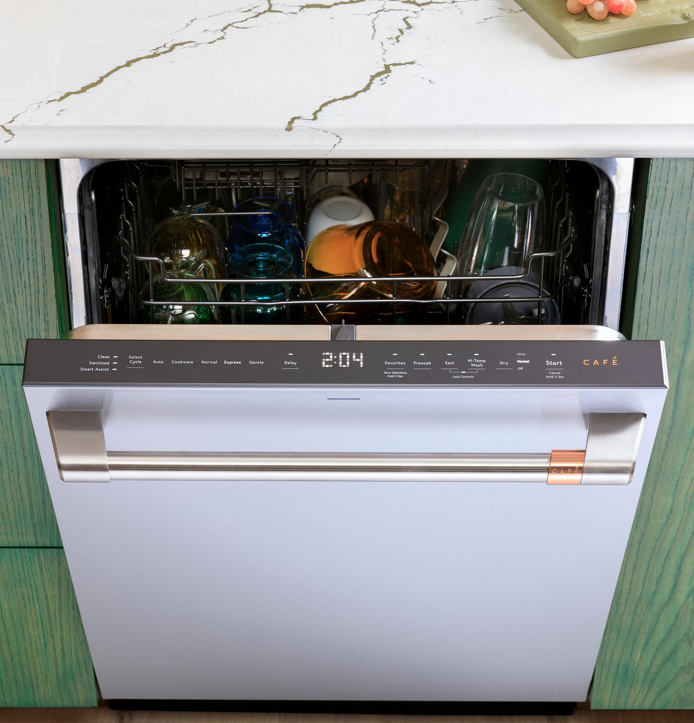 Cafe CAFÉ™ CustomFit ENERGY STAR Stainless Interior Dishwasher with Ultra Wash & Dry,