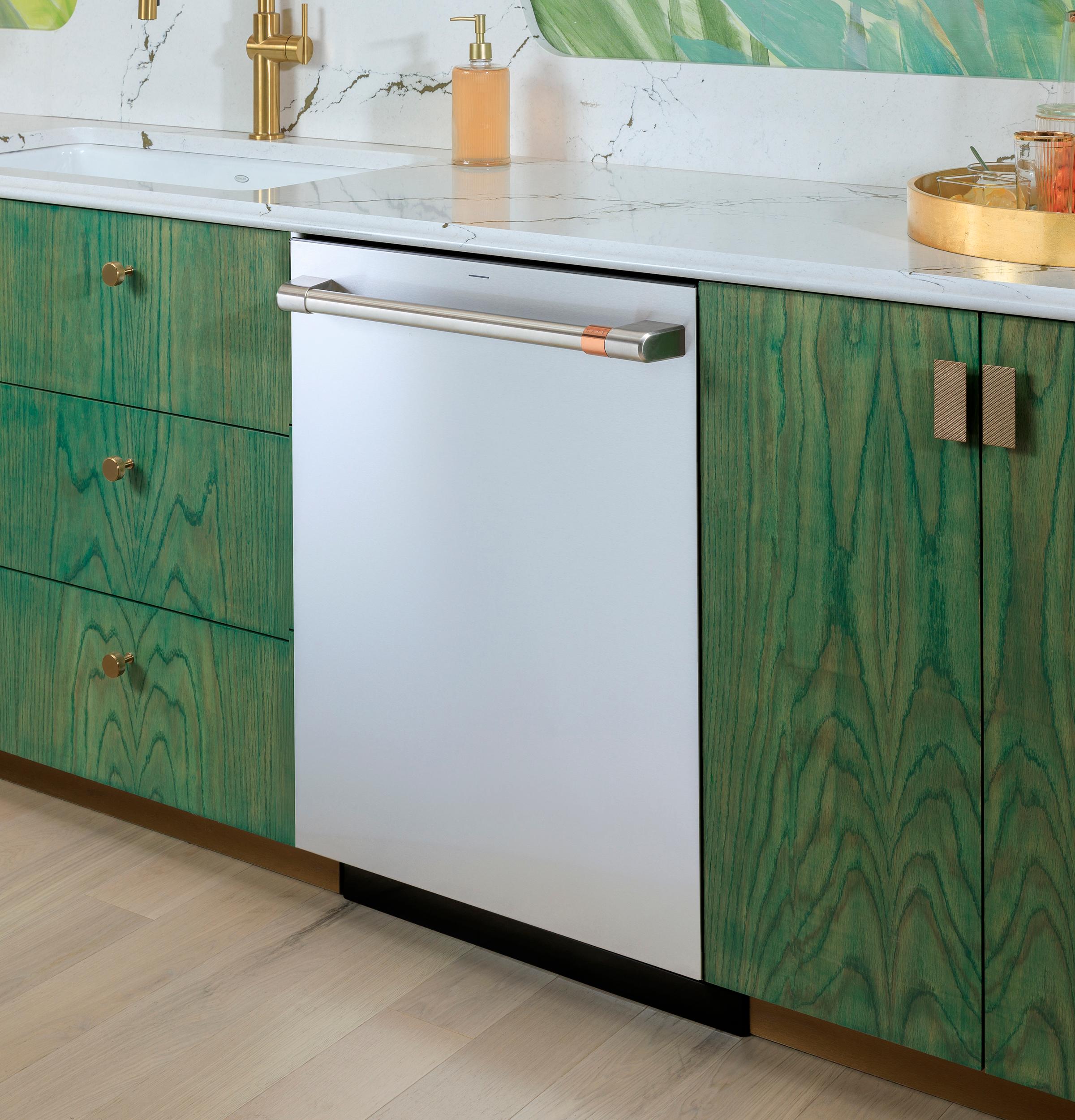 Cafe CAFÉ™ CustomFit ENERGY STAR Stainless Interior Smart Dishwasher with Ultra Wash 