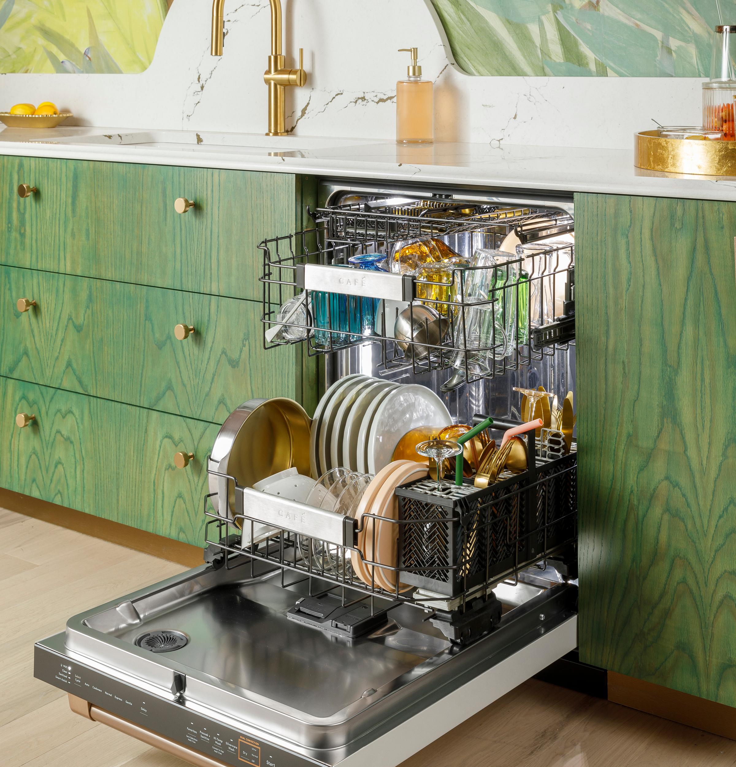 Cafe CAFÉ™ CustomFit ENERGY STAR Stainless Interior Smart Dishwasher with Ultra Wash 