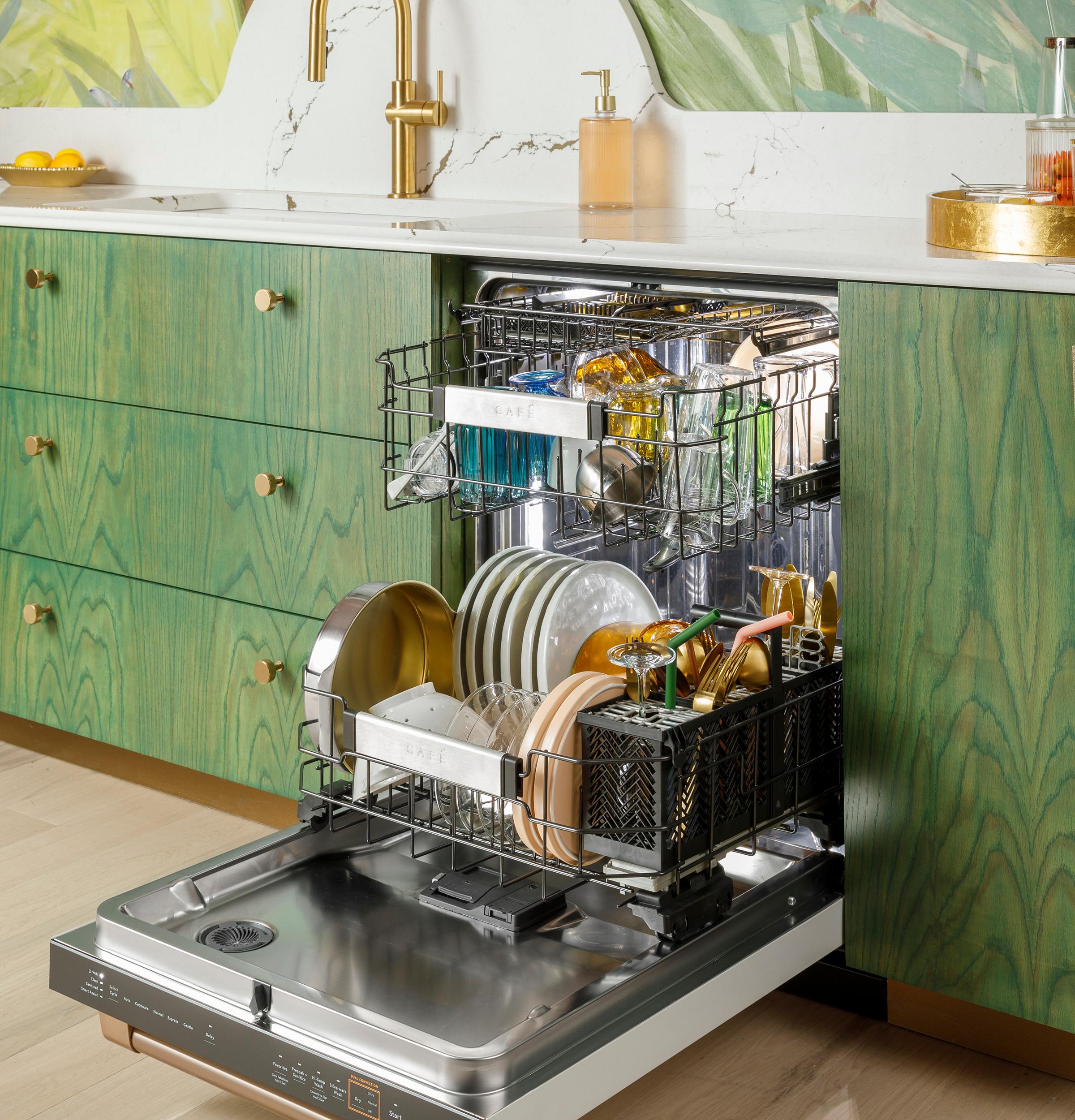 Cafe CAFÉ™ CustomFit ENERGY STAR Stainless Interior Smart Dishwasher with Ultra Wash 