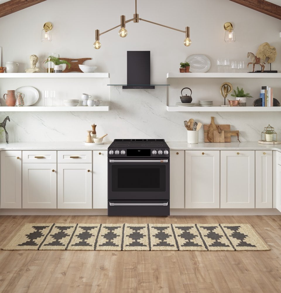 Cafe CAFÉ™ 30" Smart Slide-In, Front-Control, Radiant and Convection Range