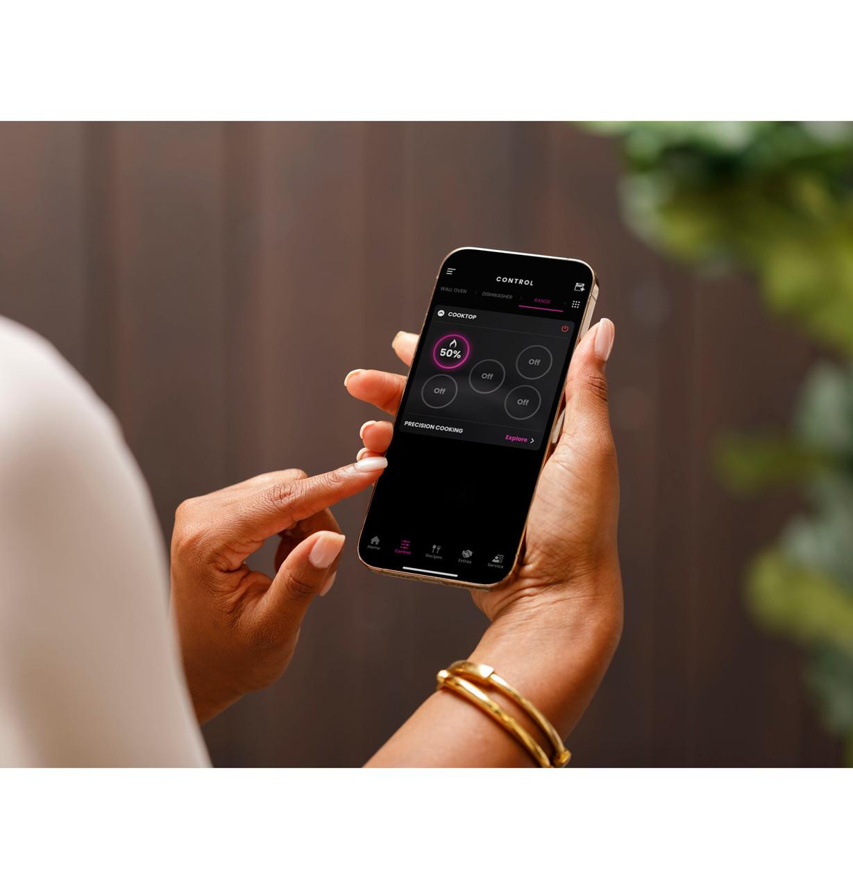 Cafe CAFÉ™ Series ENERGY STAR® 30" Built-In Touch Control Induction Cooktop