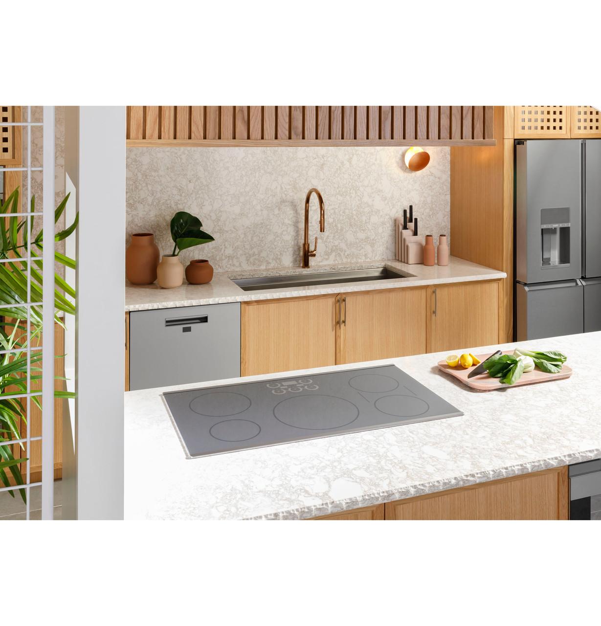 Cafe CAFÉ™ Series ENERGY STAR® 36" Built-In Touch Control Induction Cooktop