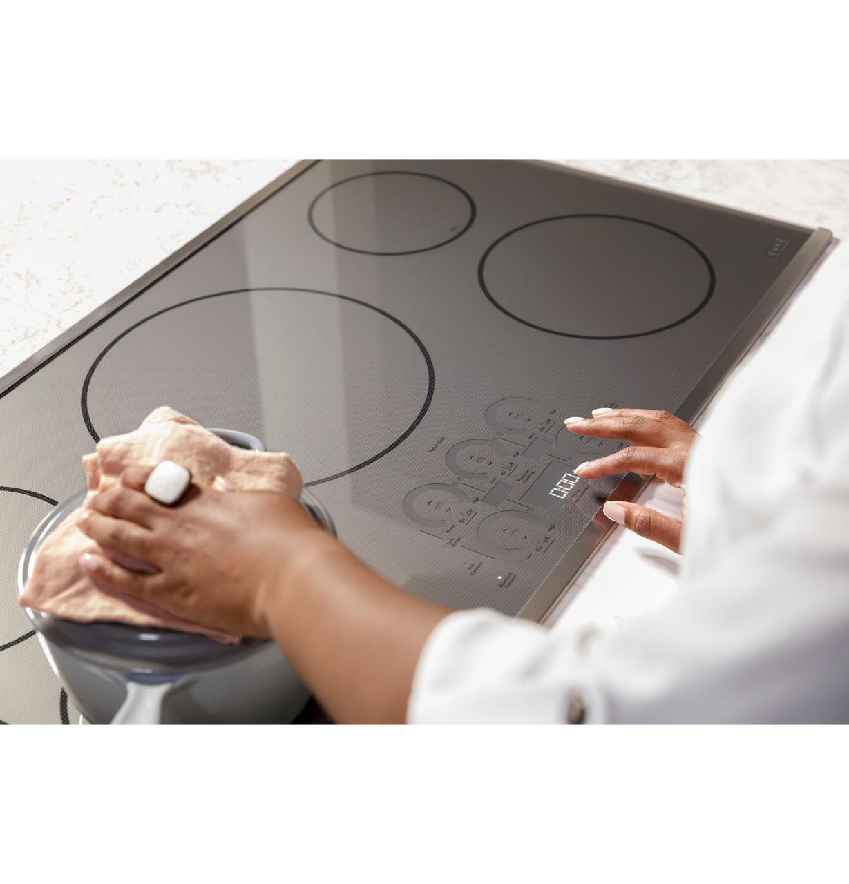 Cafe CAFÉ™ Series ENERGY STAR® 36" Built-In Touch Control Induction Cooktop