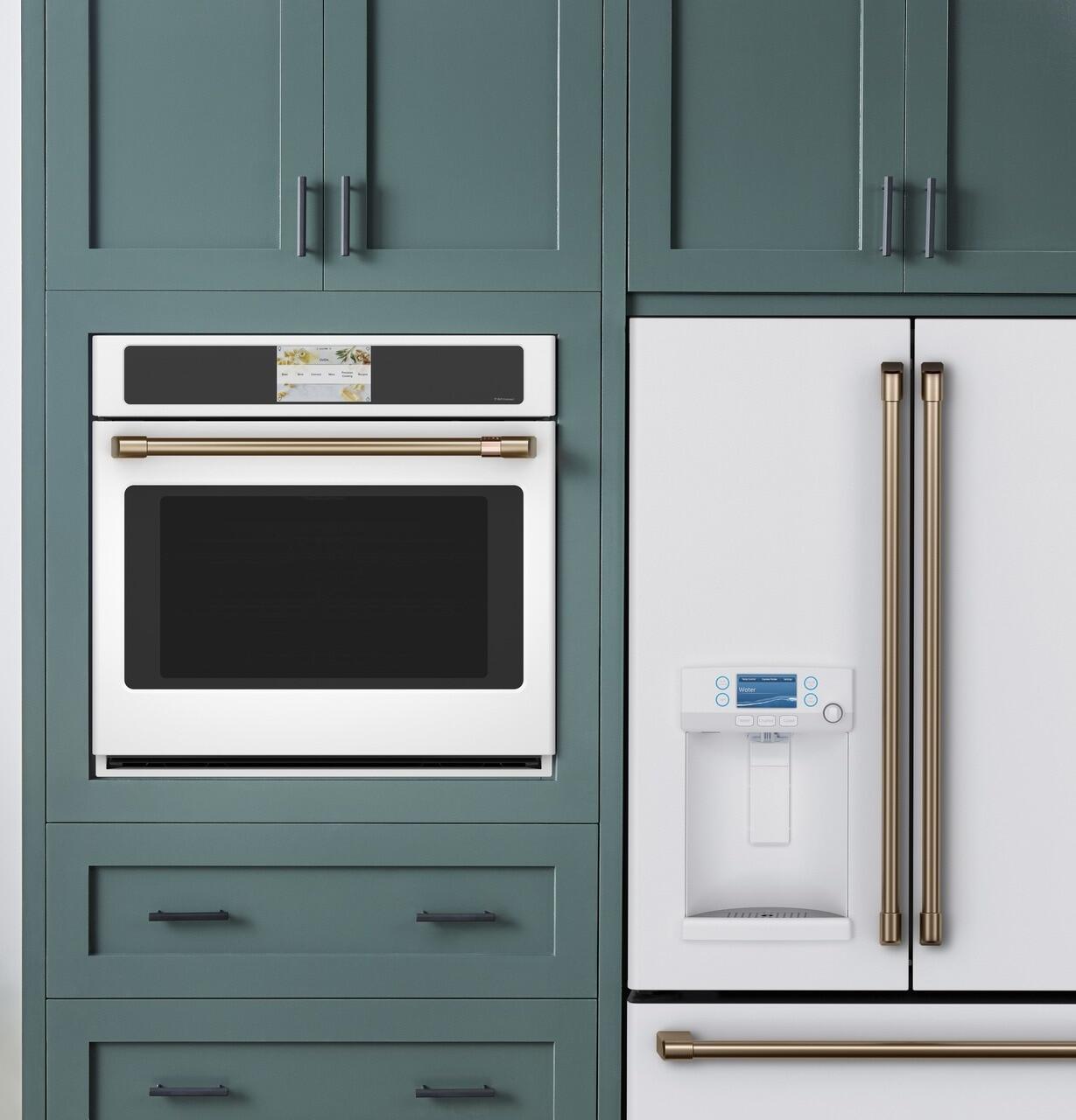 Cafe CAFÉ™ Professional Series 30" Smart Built-In Convection Single Wall Oven