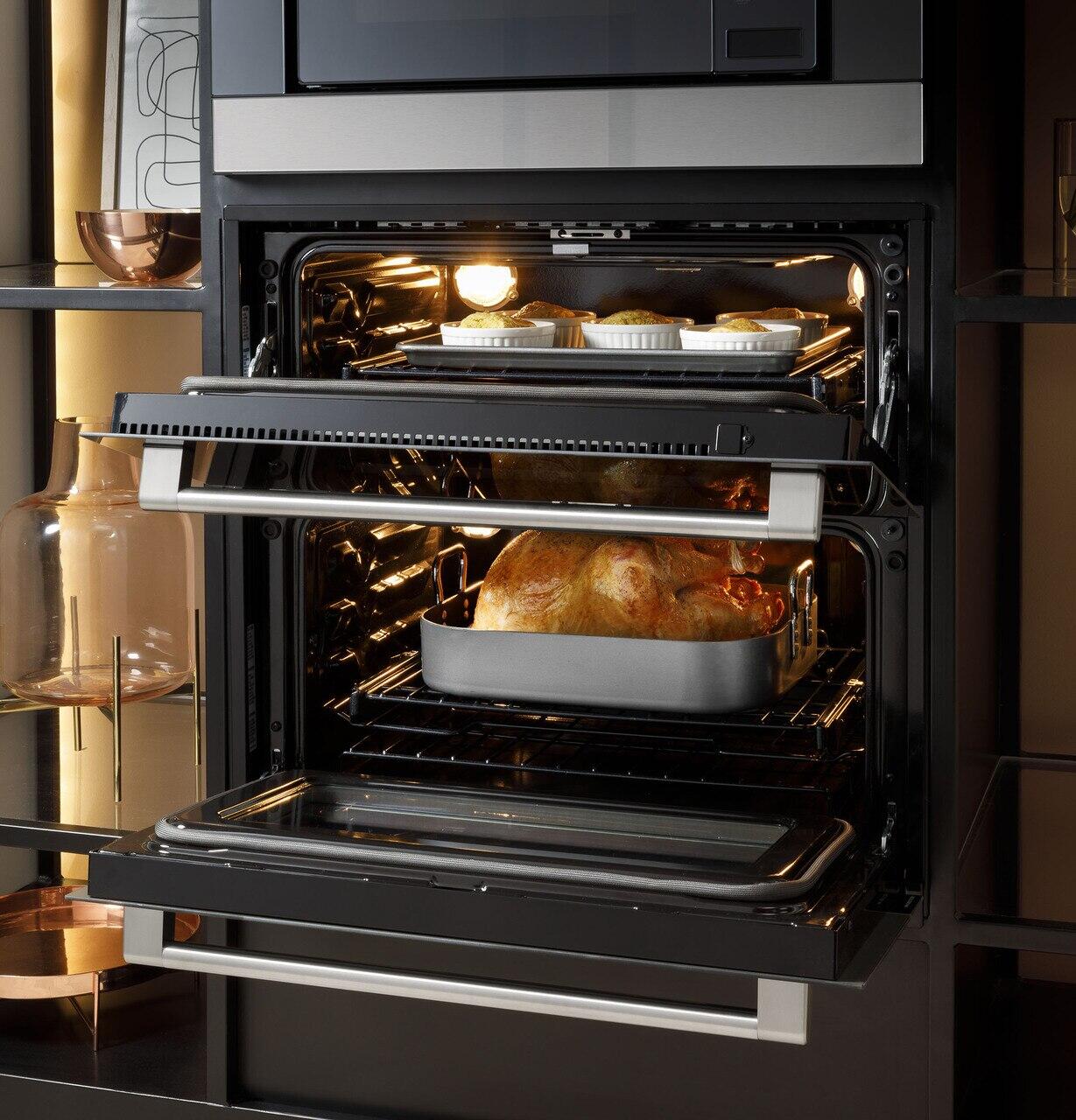 Cafe CAFÉ™ 30" Duo Smart Single Wall Oven in Platinum Glass