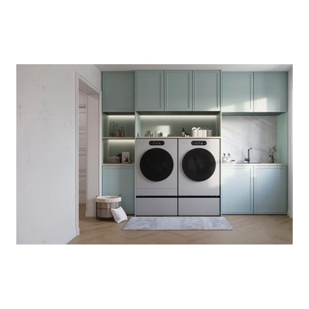 LG Signature 29 IN  FRONT LOAD GAS DRYER PLATINUM STEEL