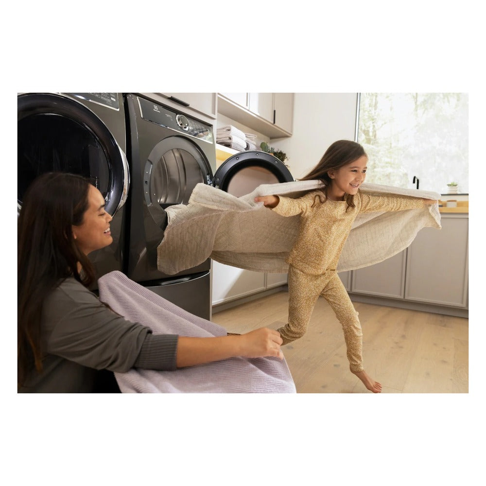 Electrolux Front Load Perfect Steam™ Gas Dryer with LuxCare® Dry and Instant Refresh - 8.0 