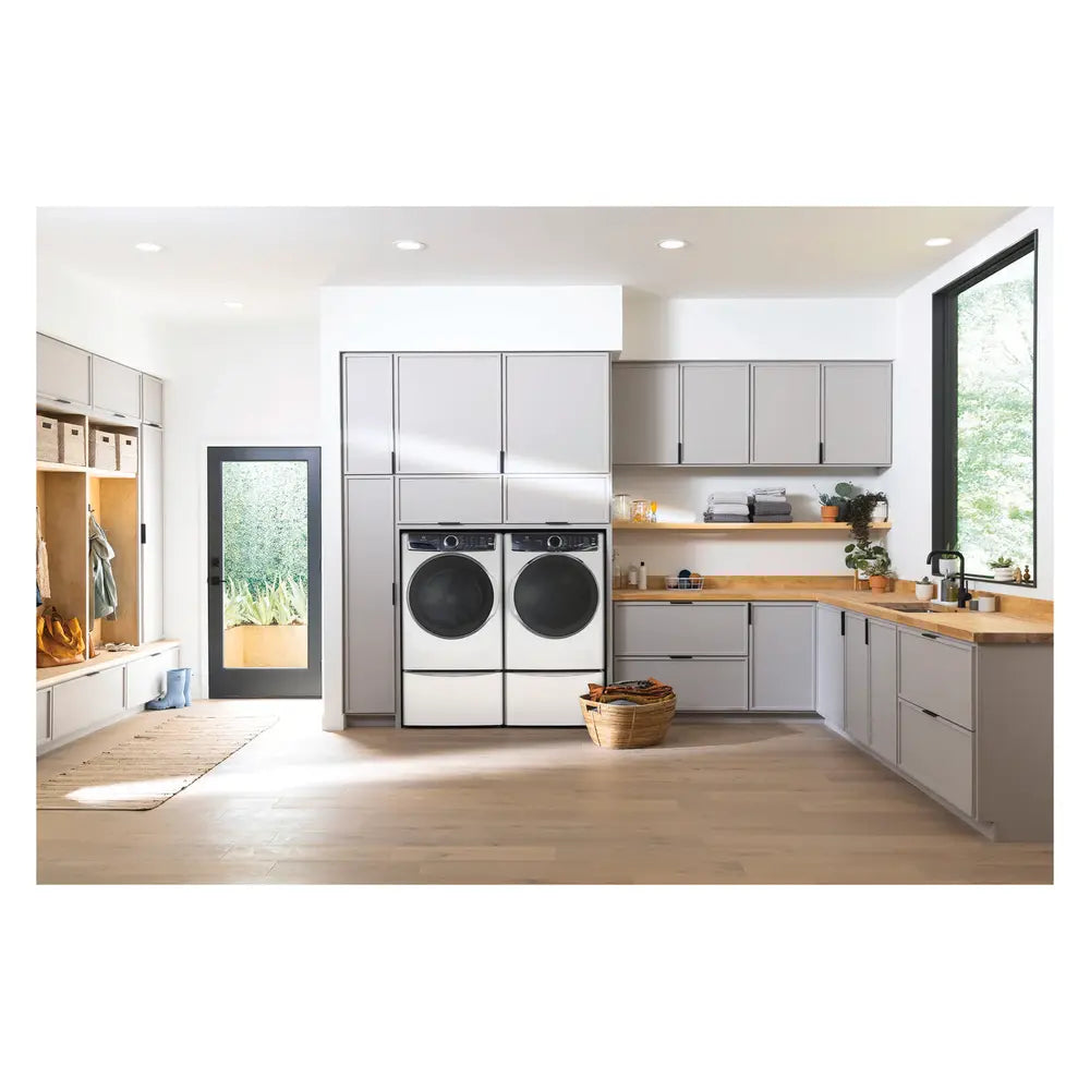 Electrolux Front Load Perfect Steam™ Washer with LuxCare® Plus Wash and SmartBoost® - 4.5 C