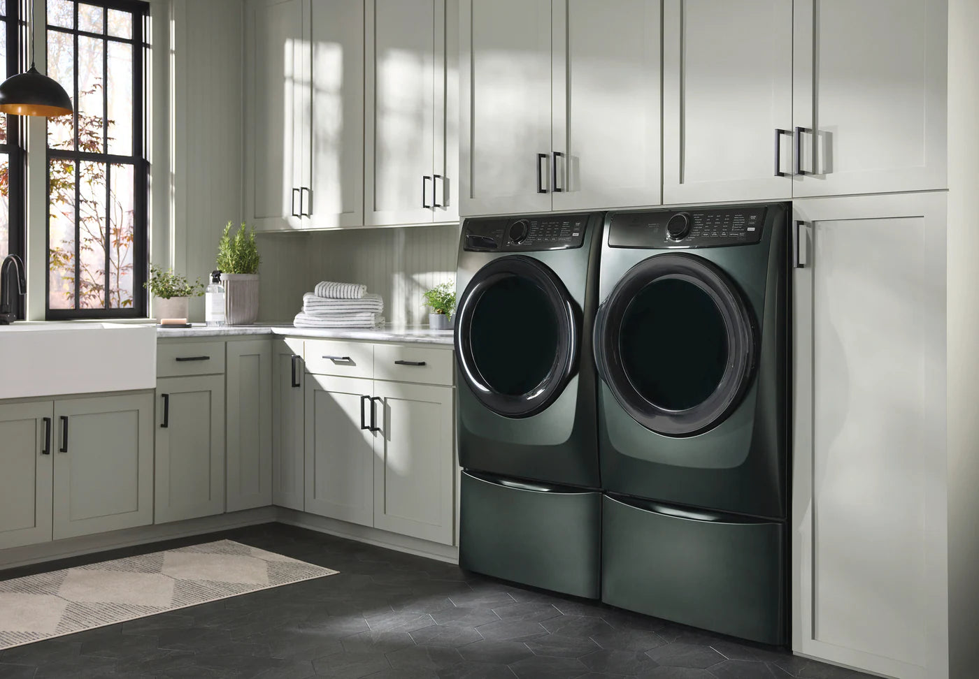 Electrolux Front Load Perfect Steam™ Washer with LuxCare® Plus Wash and SmartBoost® - 4.5 C