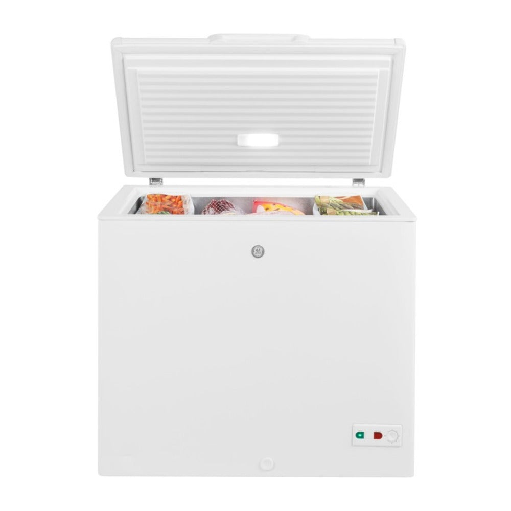 GE GE 8.8 Cu. Ft. Manual Defrost Chest Freezer