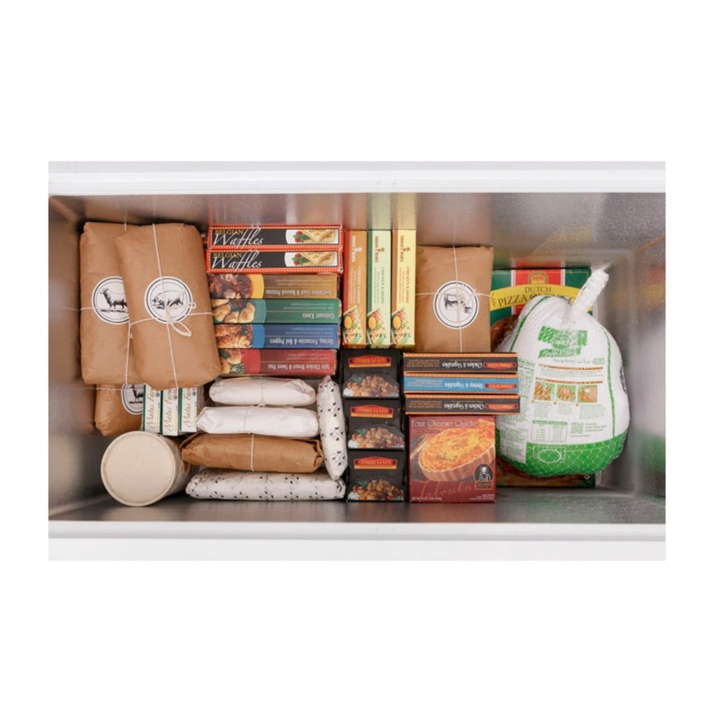 GE GE 8.8 Cu. Ft. Manual Defrost Chest Freezer