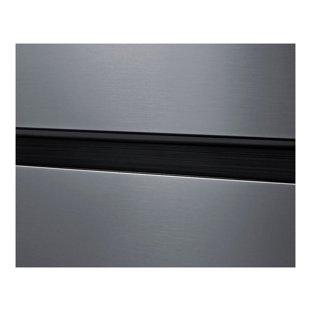 Summit 24" Wide Top Mount Refrigerator-freezer