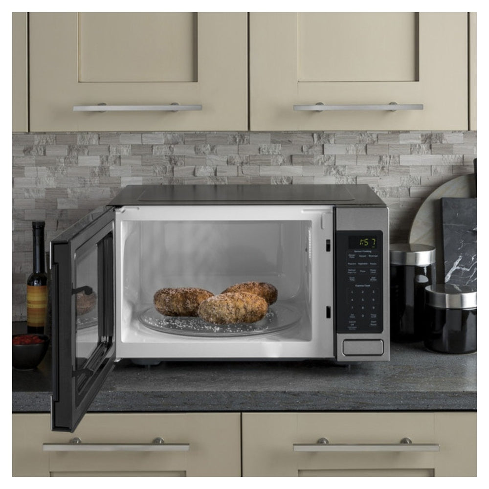 GE GE® 1.6 Cu. Ft. Countertop Microwave Oven