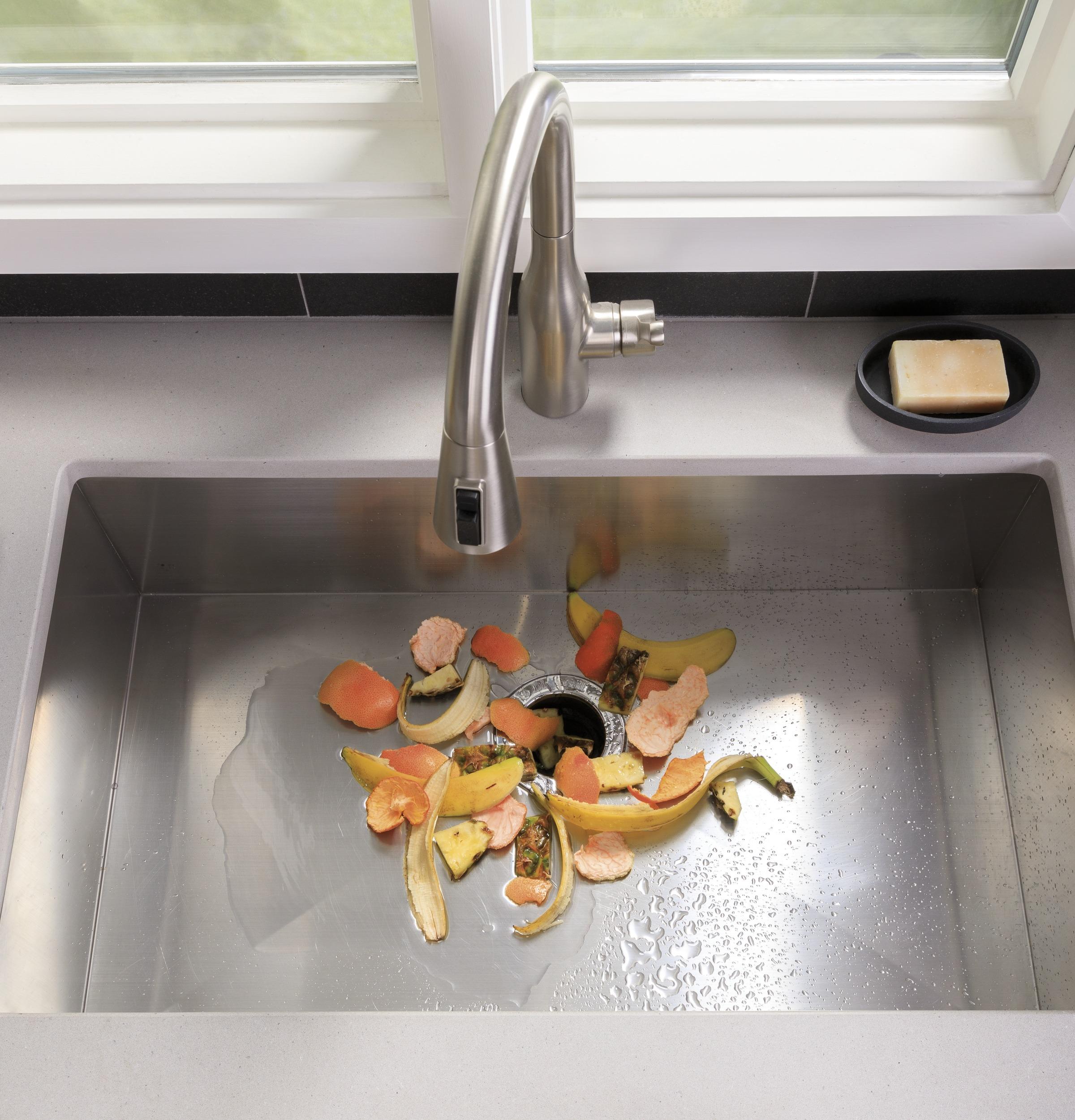 GE GE DISPOSALL® 1/3 HP Continuous Feed Garbage Disposer - Corded