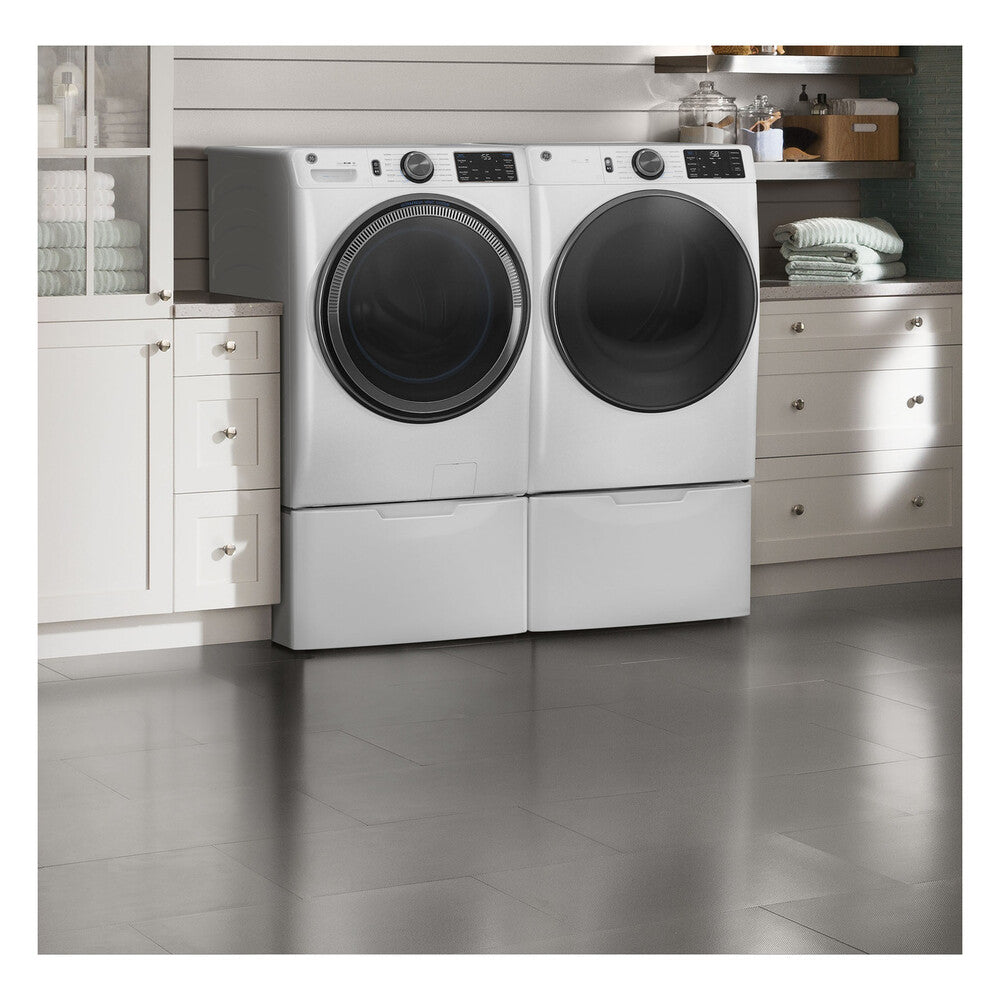 GE GE® ENERGY STAR® 5.0 cu. ft. Capacity Smart Front Load Steam Washer with SmartDi