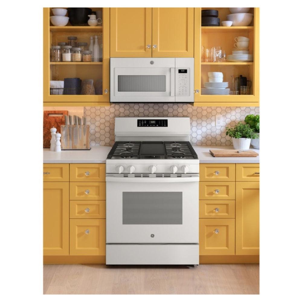 GE GE® 30" Free-Standing Gas Convection Range with No Preheat Air Fry and EasyWash™