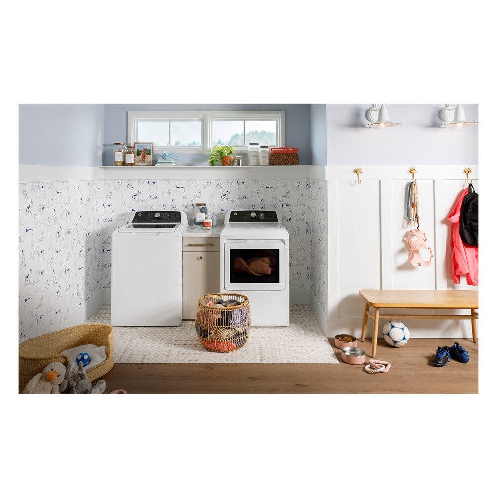 GE GE® 7.4 cu. ft. Capacity Gas Dryer with Up To 120 ft. Venting and Sensor Dry