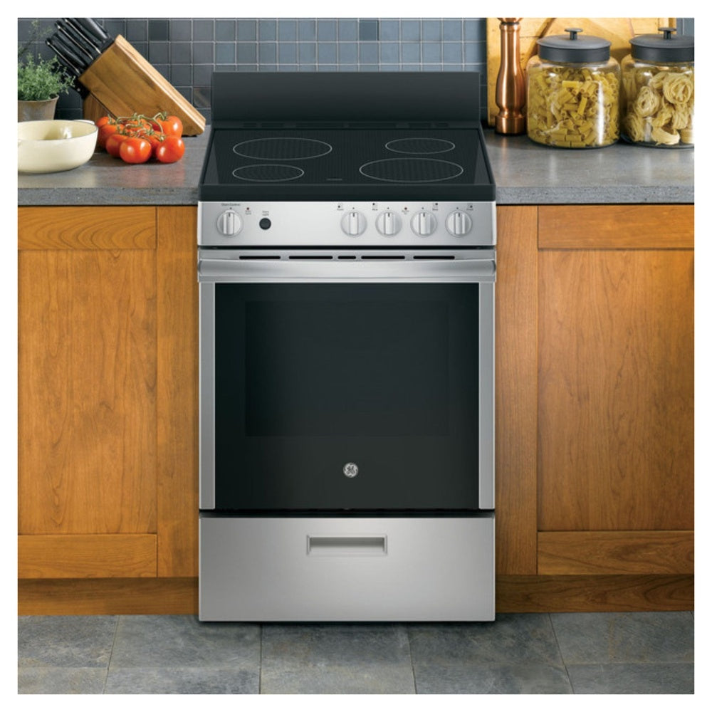 GE GE® ENERGY STAR® 24" Free-Standing/Slide-in Front Control Range with Steam Clean