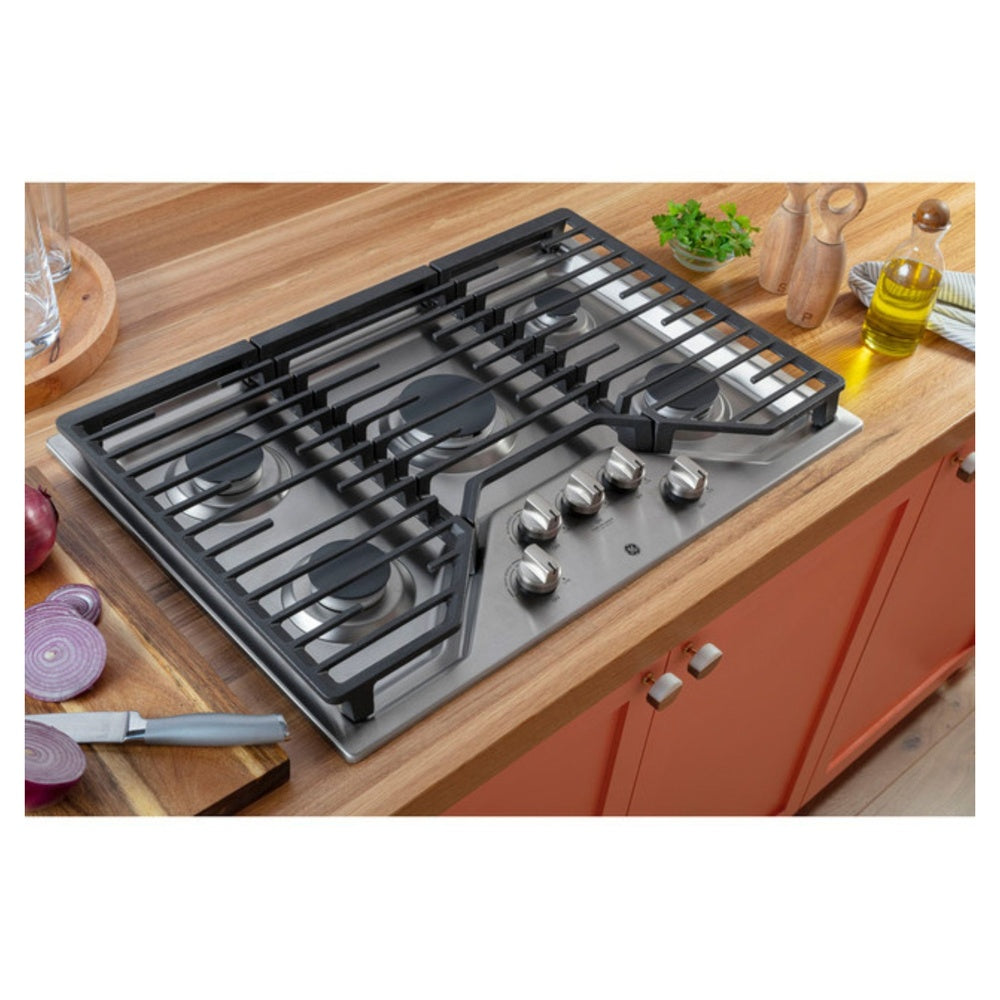 GE GE® 30" Built-In Gas Cooktop with 5 Burners and Dishwasher Safe Grates