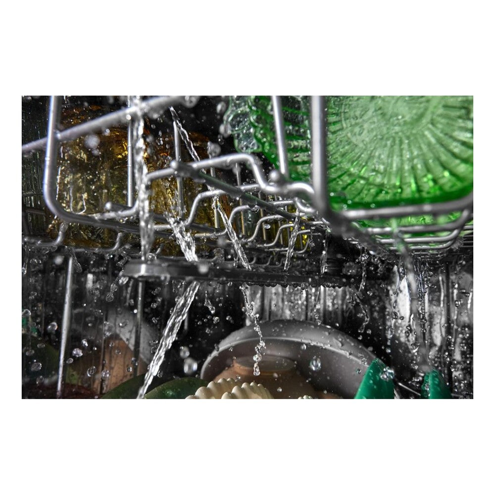 KitchenAid KitchenAid® Third Level Utensil Rack Dishwasher with 30+ Total Wash Jets in Prin