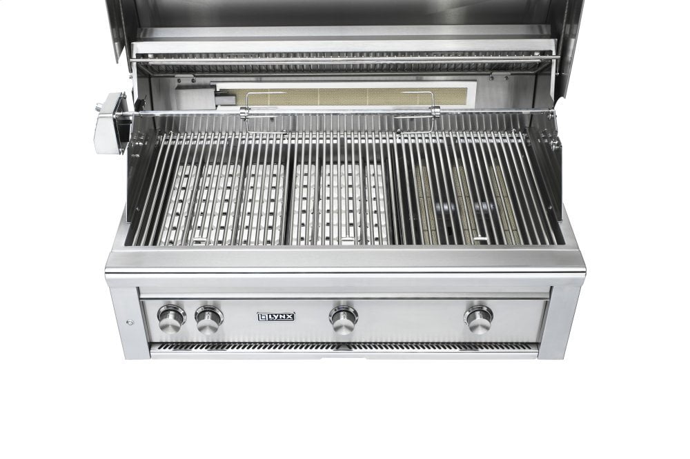 Lynx 36" Built-In Grill - 1 Trident™ w/ Rotisserie