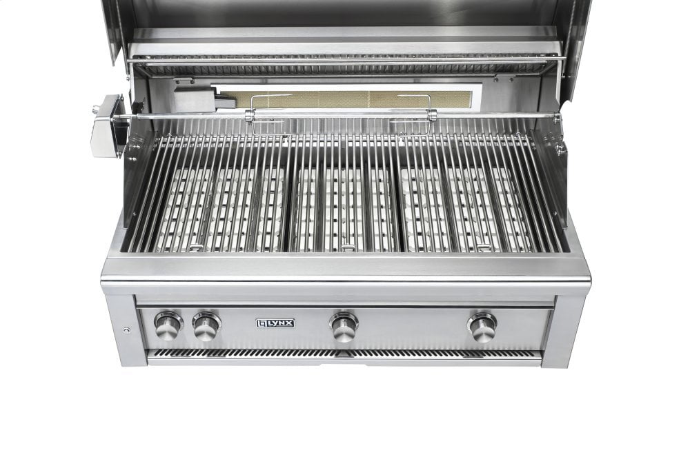 Lynx 42" Built-In Grill w/ Rotisserie