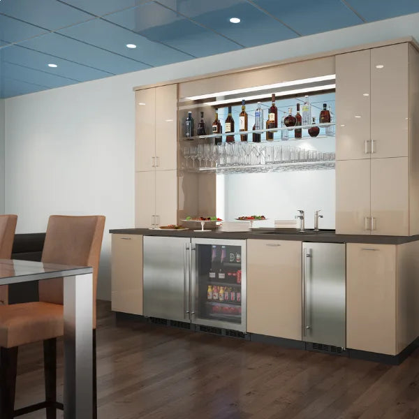 Marvel 24-In Low Profile Built-In Refrigerator With Maxstore Bin And Door Storage with 