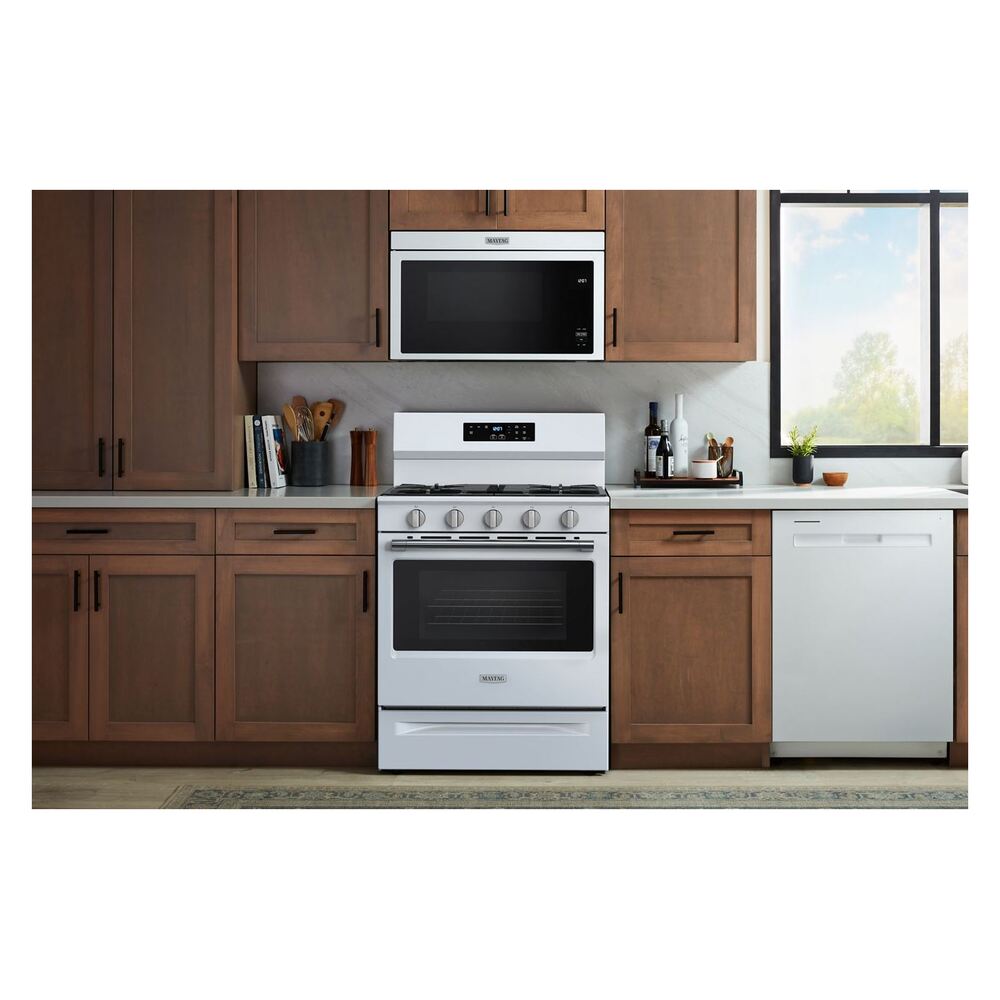 Maytag 30-Inch Wide Gas Range With Steam Clean - 5.0 cu. ft.