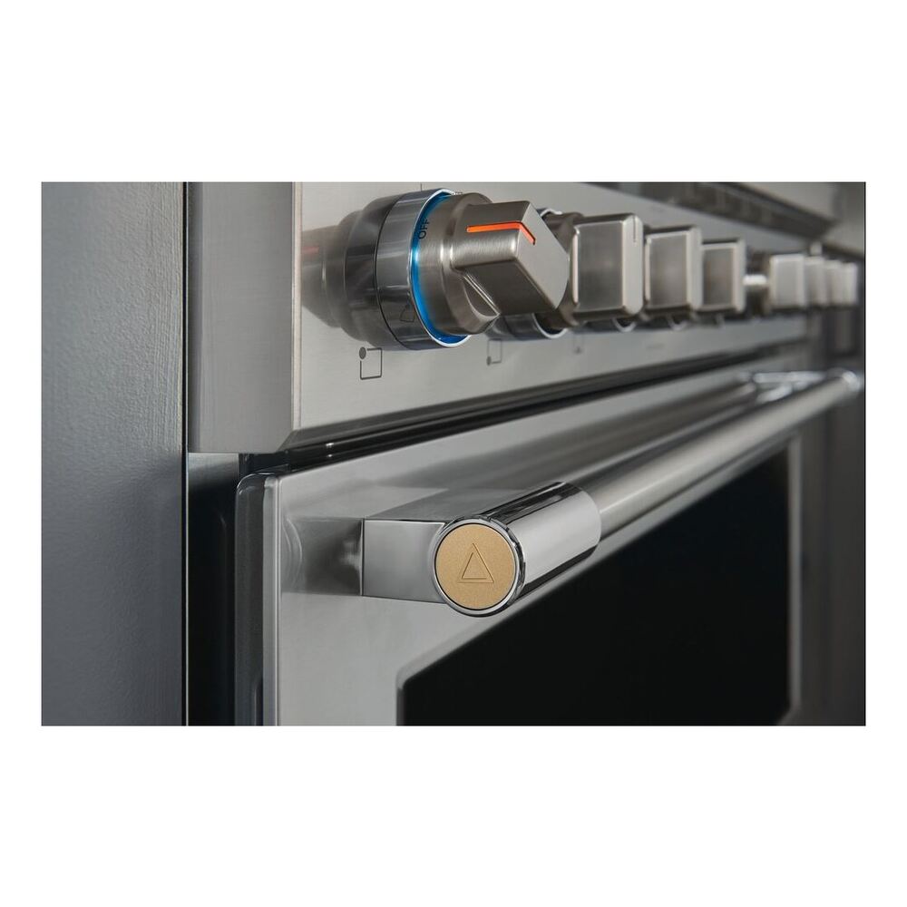 Frigidaire Professional 36" Front Control Freestanding Gas Range