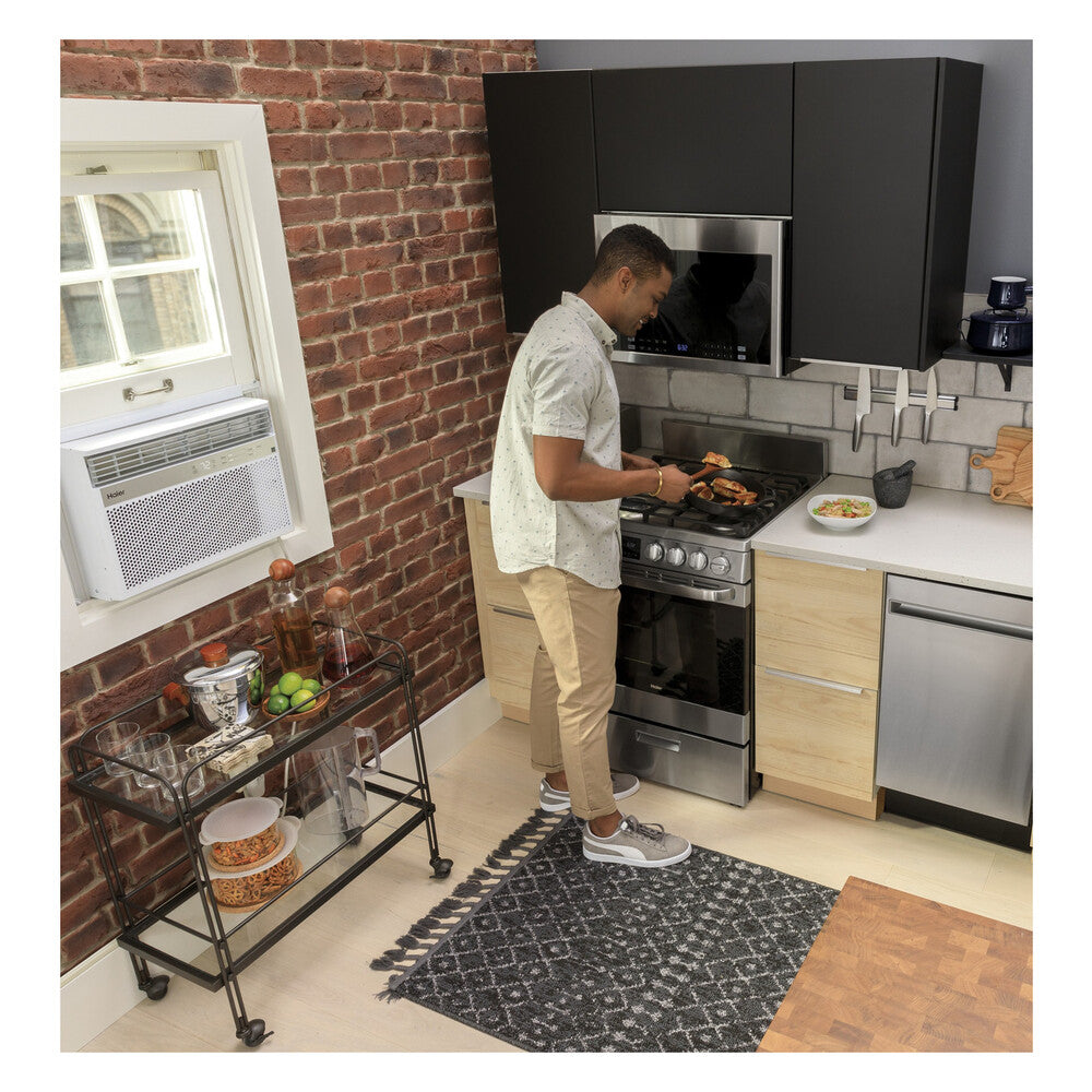 Haier Haier ENERGY STAR® 24" 2.9 Cu. Ft. Electric Range