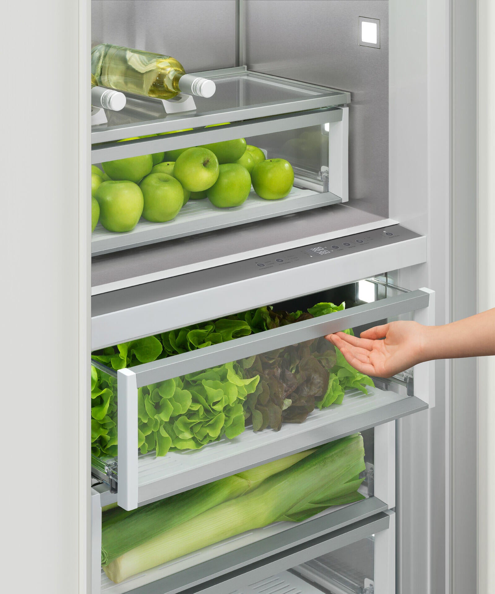 Fisher & Paykel 30" Series 9 Integrated Column Refrigerator