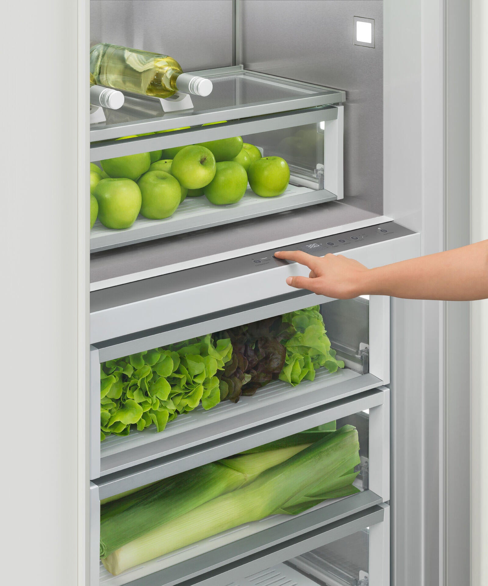 Fisher & Paykel 30" Series 9 Integrated Column Refrigerator