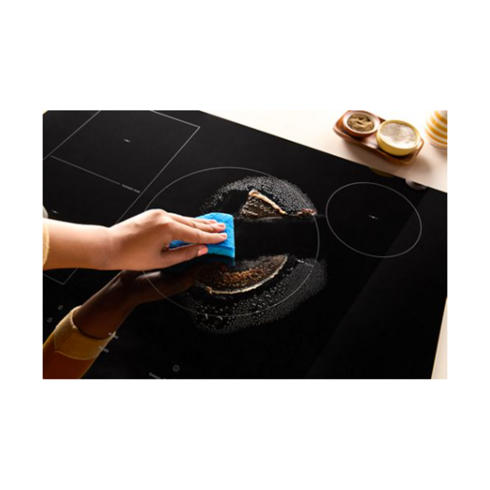 Whirlpool 36" Intelligent Induction Cooktop with Temp Cook™ Technology and WipeClean™ Coat