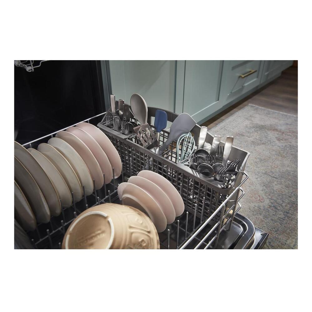 Whirlpool Quiet Dishwasher with 3rd Rack