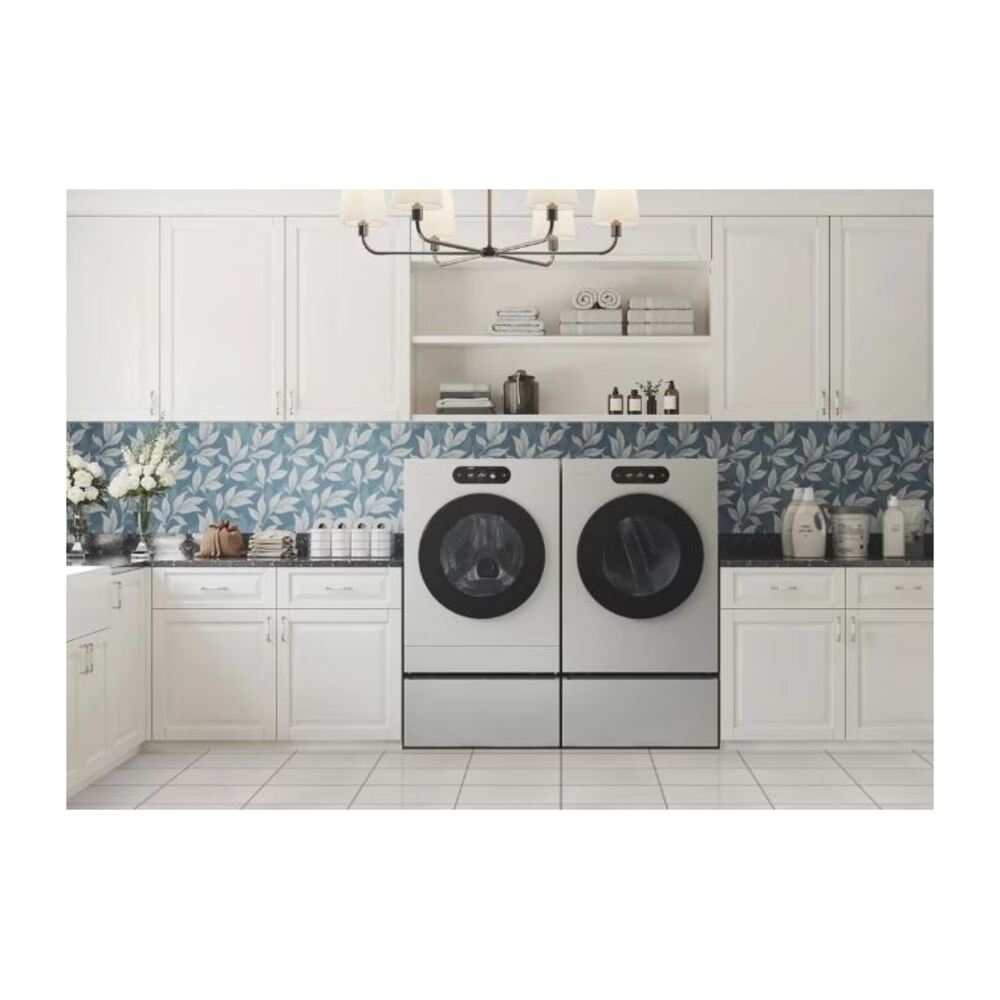 LG Signature 29 IN  FRONT LOAD WASHER PLATINUM STEEL